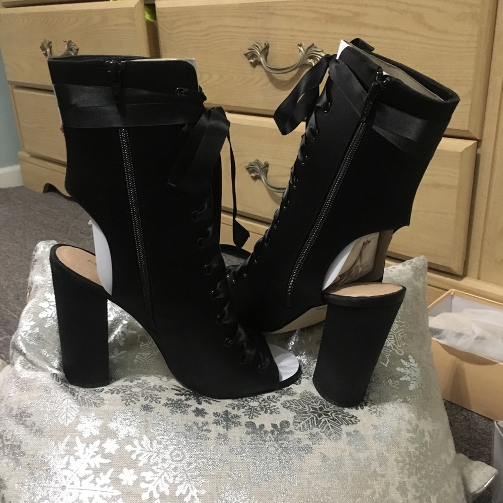 Aldo’s shoes